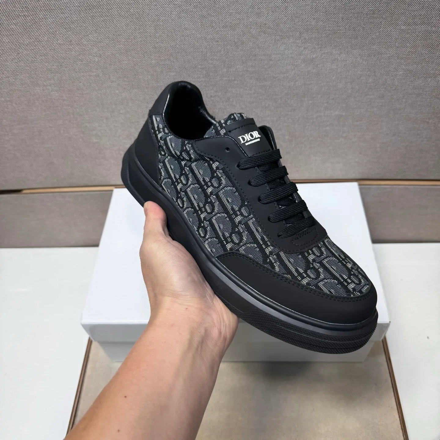 ⬛️Men's shoes 💰p400 [Dior~] Men's casual shoes 2025z cabinet sales simultaneously 🔶Size: 38-44#️⃣ 🔷3 colors🔜The upper is made of multi-material splicing ➕Genuine leather lining, comfortable and breathable, sole: original comfortable and wear-resistant outsole, ⚠️real thing📱photographed🎬real thing is better📢📢📢